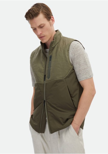 Haki Regular Fit Dik Yaka Casual Dokuma Spor Yelek fırsatları