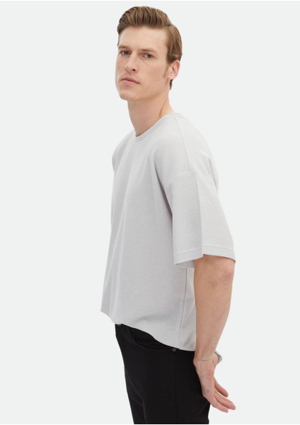 Açık Gri Jakarlı Bisiklet Yaka %100 Pamuk T-Shirt fırsatları