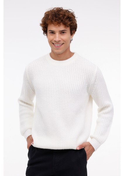 CM96341-025453 Krem Erkek Kazak