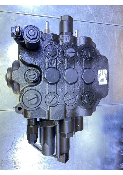 Jcb - Mst 5427500 Ön Valf