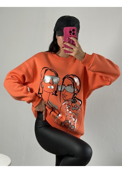 Yavru Ağzı Baskılı Taş Işlemeli Şardonlu Oversize Sweatshirt 26228