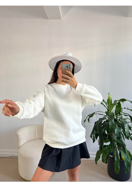 Ekru Basic Oversize Sweatshirt 26088