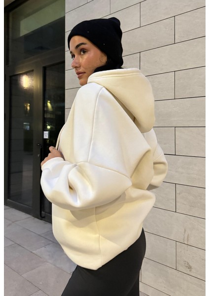 Kutup Beyazı Şardonlu Kapşonlu Oversize Basic Sweatshirt 26259 modelleri