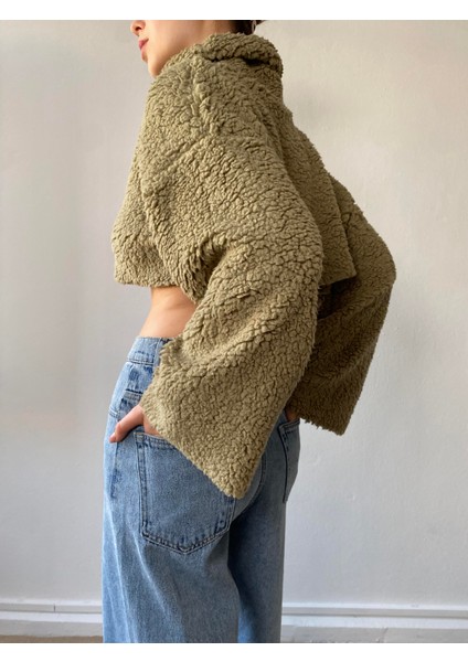 Haki Balıkçı Yaka Crop Oversize Pelüş Sweatshirt 26252 indirimleri