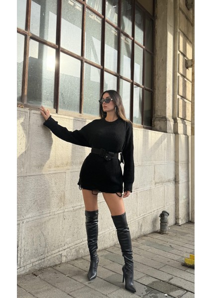 Siyah Uzun Yırtıklı Oversize Triko Kazak 26031