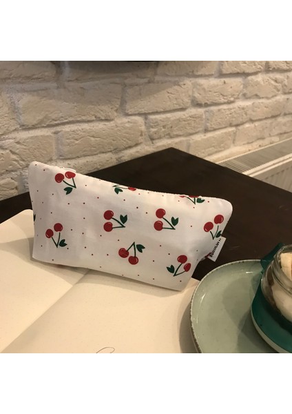 Kiraz Desenli Yıkanabilir Fermuarlı Tek Gözlü Bez Kalemlik Kalem Kutusu Cüzdan Makyaj Çantası