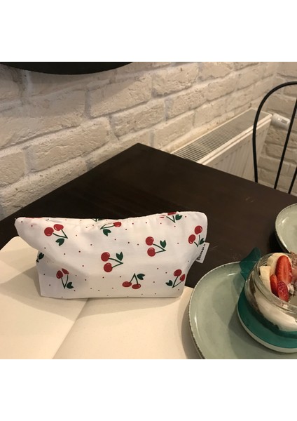 Kiraz Desenli Yıkanabilir Fermuarlı Tek Gözlü Bez Kalemlik Kalem Kutusu Cüzdan Makyaj Çantası modelleri