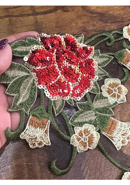 20X17 cm Nakış Işleme Kırmızı Payet Çiçekli Dikiş Aplike Arma modelleri