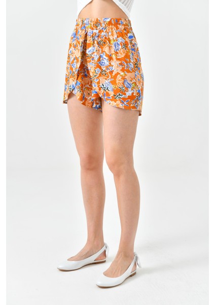 Çok Renkli Beli Lastikli Önü Parçalı Dokuma Şort fiyatları