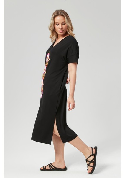 Kadın Büyük Beden Çiçek Nakış Detaylı Siyah Elbise indirimleri