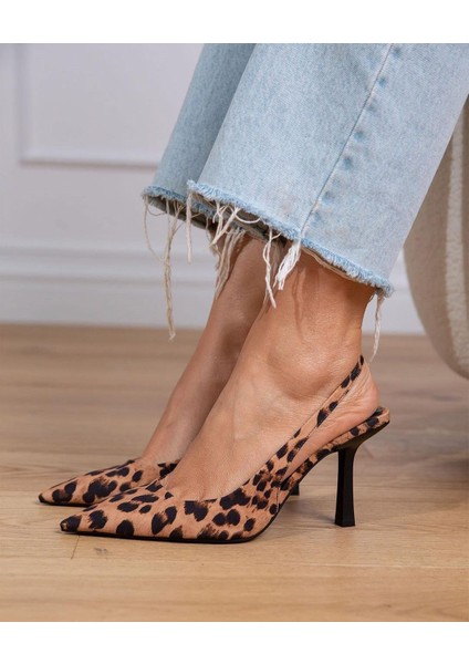 Kadın Topuklu Arkası Açık Leopar Desenli Topuklu Ayakkabı