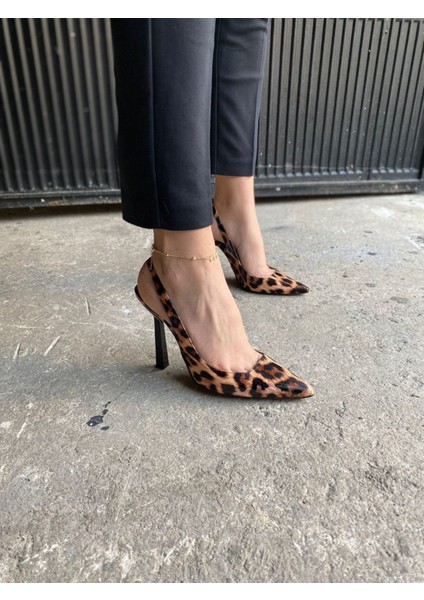 Kadın Topuklu Arkası Açık Leopar Desenli Topuklu Ayakkabı fiyatları