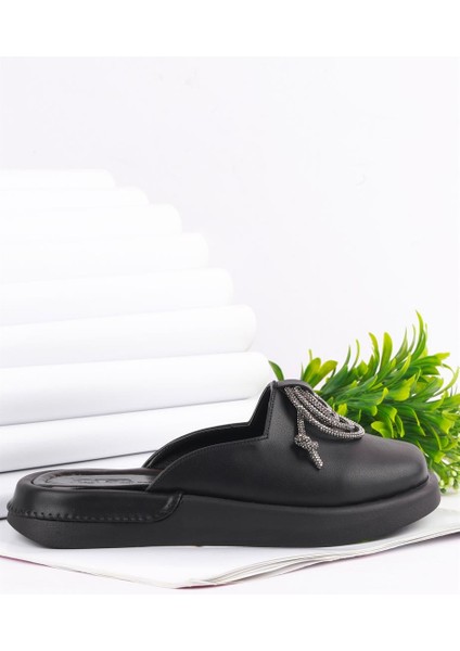Paris Siyah Cilt Taş Detaylı Terlik modelleri