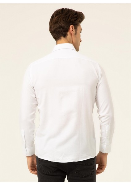 Klasik Yaka Armürlü Beyaz Erkek Gömlek GM2025000199 Beden: M modelleri