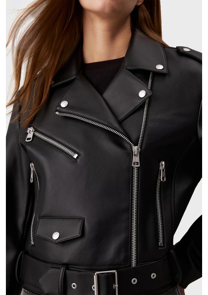 Regular Fit Biker Ceket J20J223448BEH Bayan Ceket J20J223448 Beh modelleri