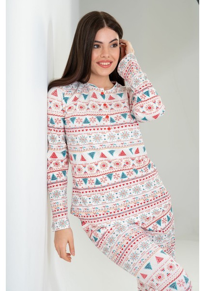 Kadın Bej Kırmızı Uzun Kollu Yarım Düğmeli Yuvarlak Yaka Oval Etek Pamuklu Pijama Takımı Tam Kalıp