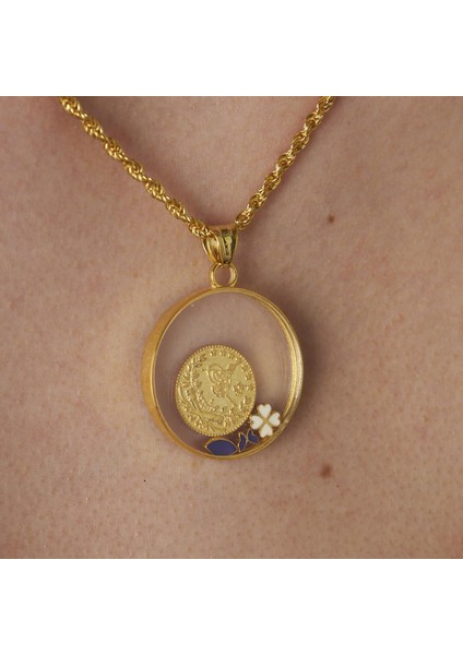 Monogramlı Camdan Yapılmış Şanslı Kolye