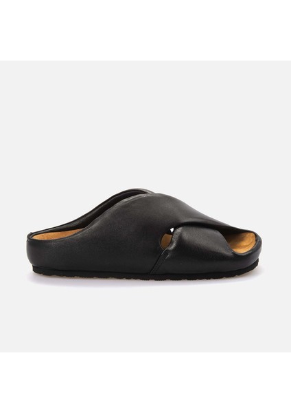 Kadın Terlik 235536