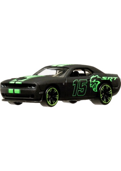 Neon Yarışçılar HLH72 - 15 Dodge Challenger Srt Hellcat HRW80