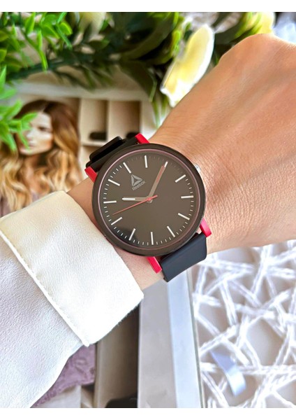 Silikon Kordon 30 mt Suya Dayanıklı Analog Özel Seri Unisex Kol Saati BRD.FRA.U2.PBPB.B11