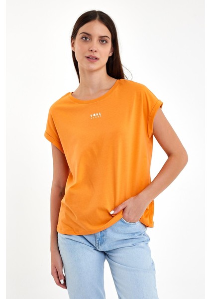 Kadın Lovena Turuncu Logo Baskılı Bisiklet Yaka Regular Fit Tişört