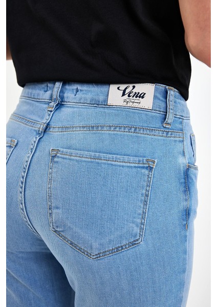 Kadın Gabriel Med Blue Straight Fit Jean Pantolon fırsatları