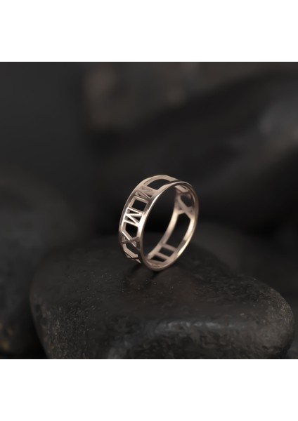 925 Ayar Gümüş Roma Rakamlı Alyans Yüzük Kişiye Özel Seri indirimleri