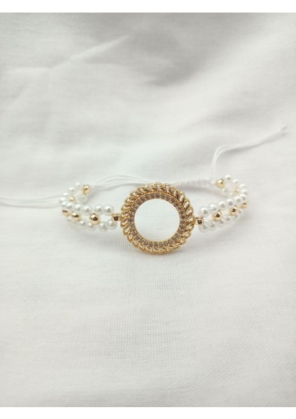 Beyaz Incili Taşlı Çerçeveli Çeyreklik Makrome Bileklik - Beyaz Renk