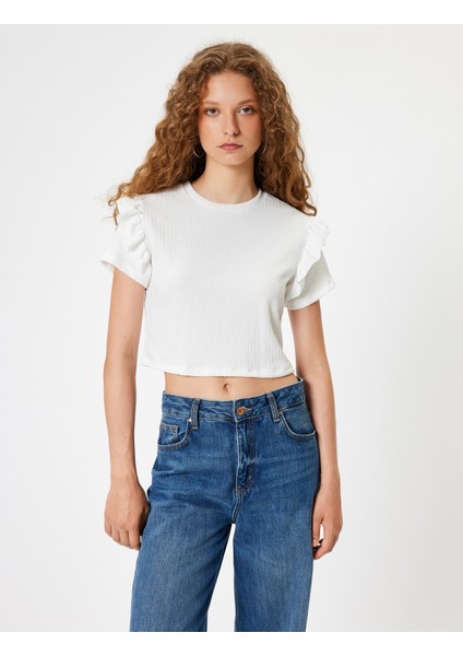 Bisiklet Yaka Tişört Fırfır Detaylı Kelebek Kol Dokulu modelleri