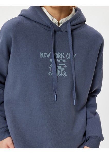 Arkası Baskılı Sweatshirt Kapüşonlu Oversize Kolej Temalı Uzun Kollu indirimleri
