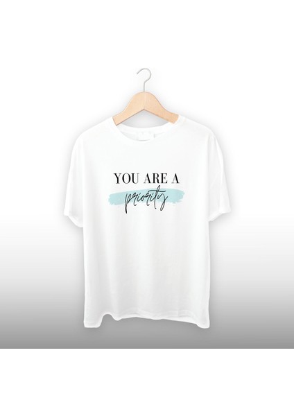 You Are A Miosity Detaylı Unisex Tişört