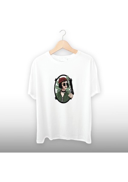 Mathilda Detaylı Unisex Tişört