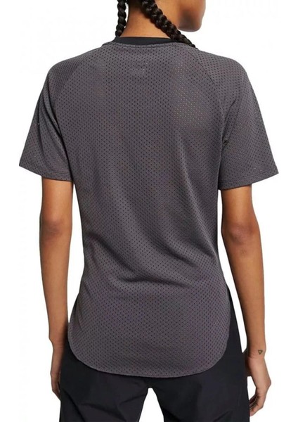 Breath Womens City Sleek Top Cool Kadın Koşu Tişörtü Siyah fiyatları