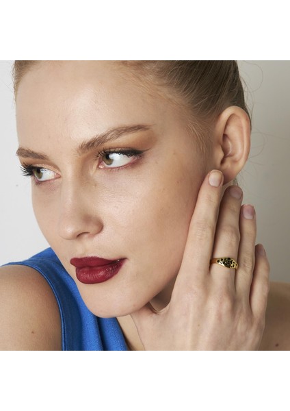 Siyah Desenli Şık Yüzük indirimleri