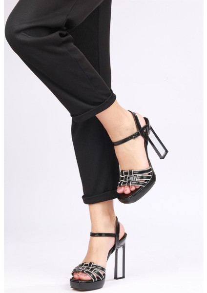 Kadın Siyah Şeffaf Topuk Ve Taş Detaylı Platform modelleri