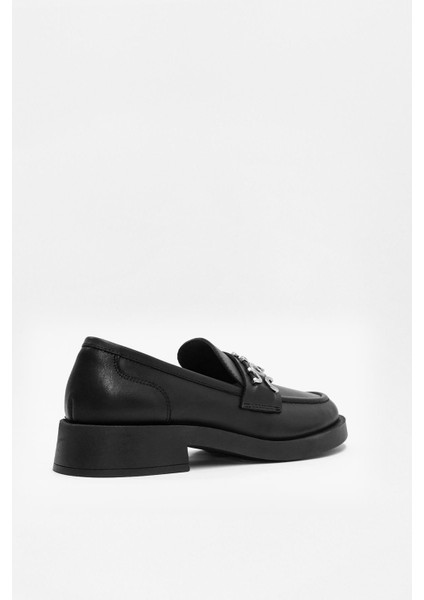Morris Siyah Hakiki Deri Gümüş Aksesuarlı Kadın Loafer fırsatları