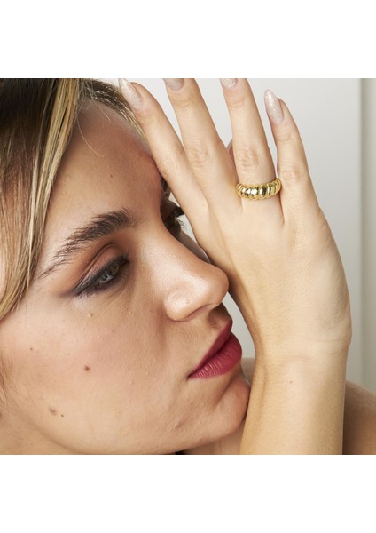 Basit Bombeli Yüzük indirimleri