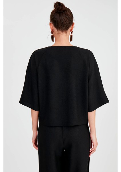 V Yaka Şerit Detaylı Bluz indirimleri