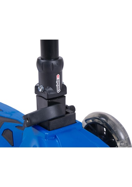 Scooter LED Işıklı 3tekerli Katlanabilir 5-9yaş 90KĞ Kapsiteli indirimleri