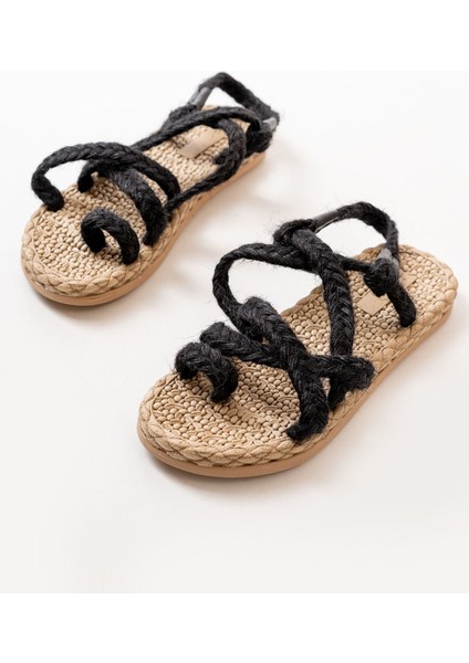 402 Siyah Hasır Kadın Sandalet fırsatları