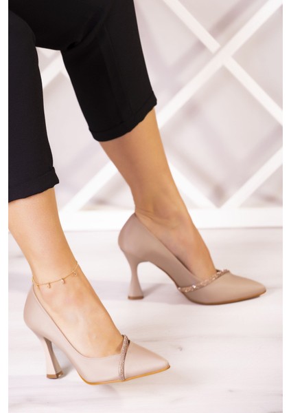 Roland Ten Saten Taşlı Kadeh Topuklu Stiletto