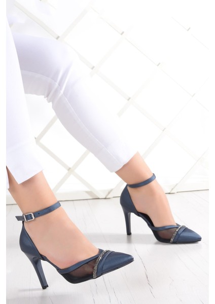 Kaylee Lacivert Saten Fileli Taşlı Stiletto