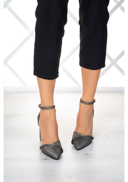 Samira Antrasit Saten Taşlı Şeffaf Tasarımlı Ayakkabı modelleri