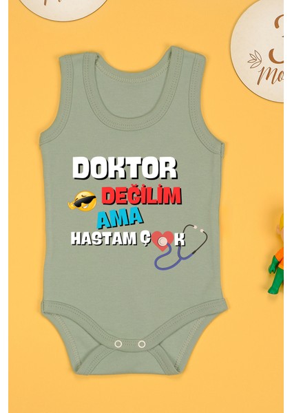 Doktor Değilim Ama Hastam Çok Baskılı Pamuk Atlet Zıbın
