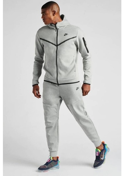 Sportswear Tech Fleece Eşofman Takımı fırsatları