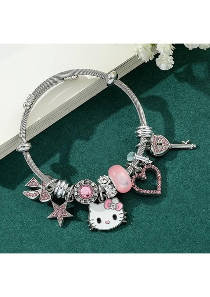 Touz Moda Hello Kitty Detaylı Zirkon Charm Bileklik