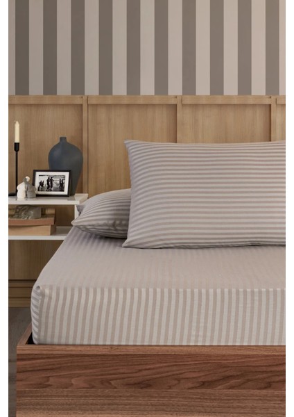 Pamuklu Saten Çizgili Çift Kişilik Lastikli Çarşaf Seti 160X200 cm 2 Adet Yastık Kılıfı 50X70 cm Kahverengi fırsatları