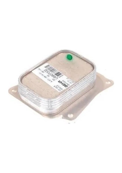 Mercedes W204 Kasa C180 271 Motor Yağ Soğutucu Radyatörü Behr Marka A2711880401