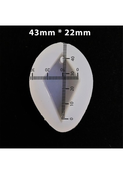 5 Adet Reçine Epoksi Kalıp-Delikli Baklava - E12 fiyatları