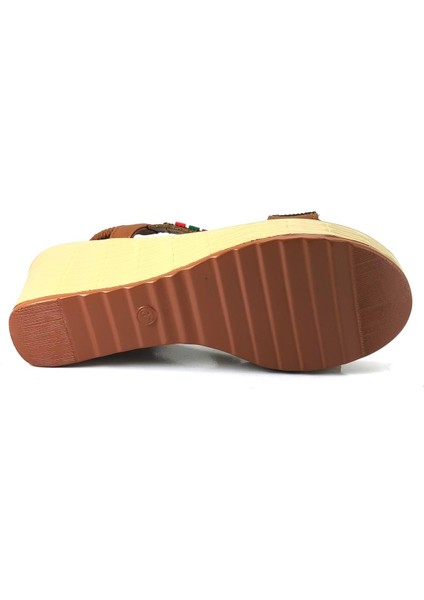 1563 24YS Kadın Günlük Sandalet Camel